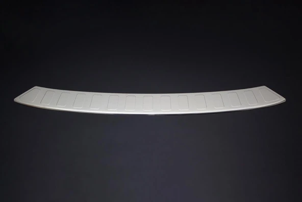 OMSA Toyota Proace Verso Krom Arka Tampon Eşiği Taşlı Uzun Şase 2016 ve Sonrası ürün görseli