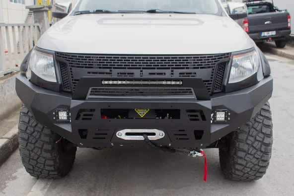 OMSA Ford Ranger Dakar Çelik Ön Tampon Sensörlü-Sensörsüz 2011-2015 Arası ürün görseli