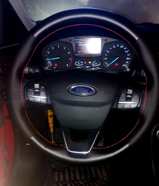 DİKİŞLİ DİREKSİYON KILIFI NOKTALI DERİ MİNİKARE KARBON DERİ KIRMIZI DİKİŞLİ F.OR.D PUMA İÇİN ürün görseli