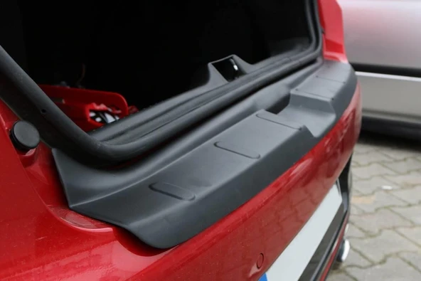 Renault Clio 4 HB Arka Tampon Eşiği Plastik 2016 ve Sonrası - Resim 5