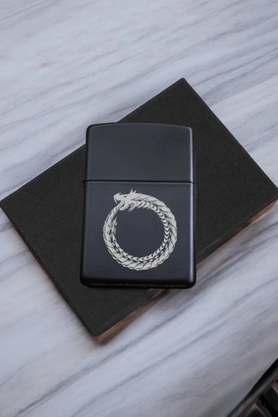 Nesnel Gift Ouroboros Ejderha Figürlü Metal Benzinli Çakmak