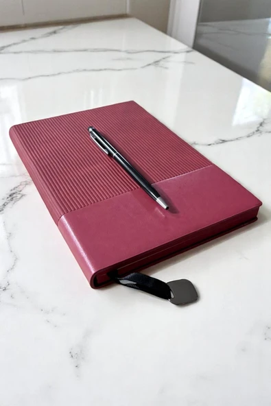 Nesnel Gift Yumuşak ve Esneyebilir Kapaklı Bordo Esnek Dokonuş Ajanda - Siyah Touchpenli Metal Kalem Hediyeli ürün görseli 1