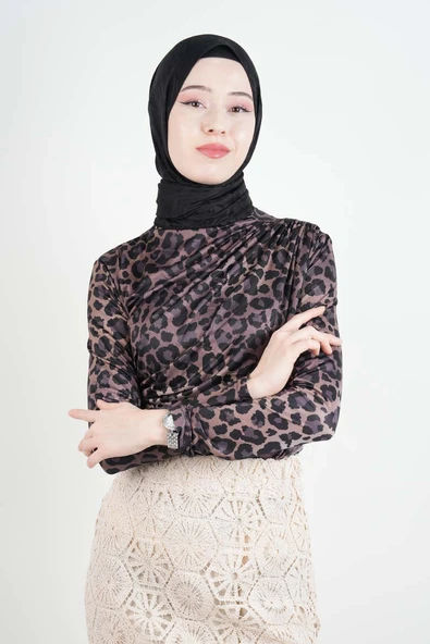 Bayan Kısa Leopar Desenli Sandy Bluz Siyah - 1