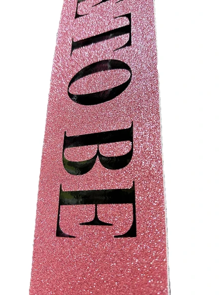 Pembe Üzeri Siyah Büyük Bride To Be Yazılı Simli Işıltılı Kuşak Kemer 10 Cm Genişlik - Resim 3