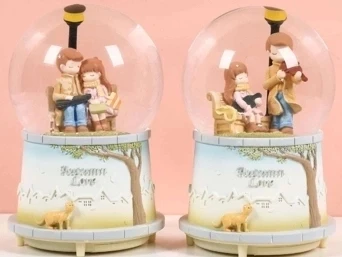 Sonbahar Sevgili Kar Küresi Orta Boy ürün görseli