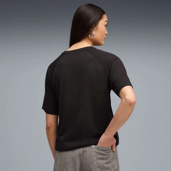 Puma 688139 01 Evostripe Graphic Tee Kadın Günlük T-Shirt - Resim 2