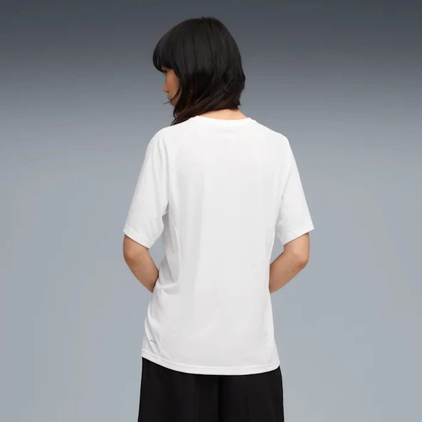 Puma 688139 02 Evostripe Graphic Tee Kadın Günlük T-Shirt - 2