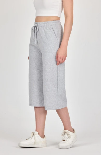 Yüksek Bel Cepli Rahat Kesim Mevsimlik Kadın Diz Altı Bermuda Gri Kapri Şort - Resim 7