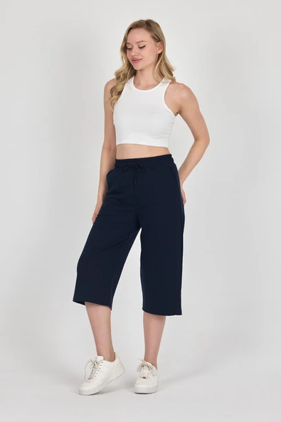 Yüksek Bel Cepli Rahat Kesim Mevsimlik Kadın Diz Altı Bermuda Lacivert Kapri Şort - Resim 3