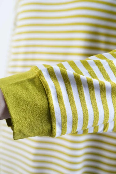 Tesettür Tunik İnce Çizgili Penye Tunik Yağ Yeşili - 5