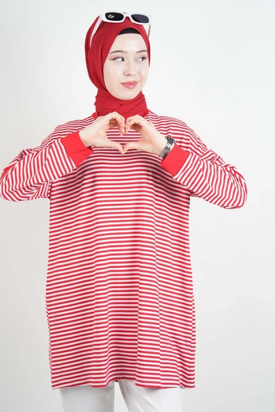 Tesettür Tunik İnce Çizgili Penye Tunik Kırmızı