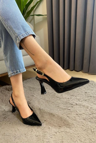 Kadın Motto Siyah Rugan Sivri Burun Arkası Acık 8 cm Topuklu Ayakkabı - 3