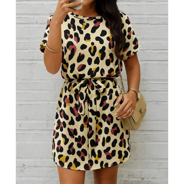 Lucky Life Kadın Kısa Kollu Yuvarlak Yaka Beli Kuşaklı Geometrik Desenli Süprem Elbise