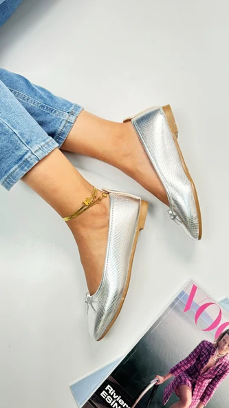 Günlük Kadın Babet Oval Burunlu Fiyonklu Rahat Kalıp Tırtıklı Taban Balerin Ayakkabı 112 - 3