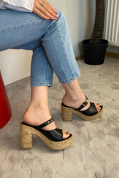 Kadın Rina Siyah 10 cm Platfom Topuklu Mantar Taban Terlik & Sandalet K-840 - 3
