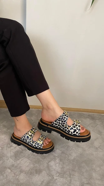 Kadın Firida Beyaz Leopar Çift Bantlı Kapsül Detaylı  Kalın Taban Ortopedik  Sandalet Terlik K-100 - 2