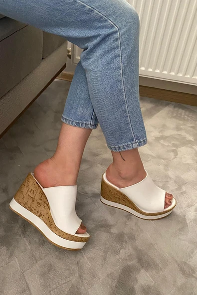 Kadın Morgan Beyaz Cilt 10 cm Dolgulu Mantar Taban Şerit Sargılı Terlik K-500 - 3