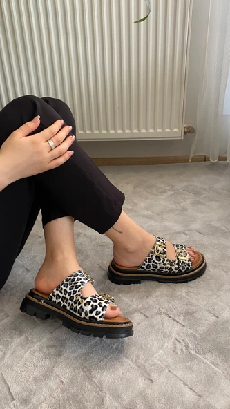 Kadın Firida Beyaz Leopar Çift Bantlı Kapsül Detaylı  Kalın Taban Ortopedik  Sandalet Terlik K-100 - 5