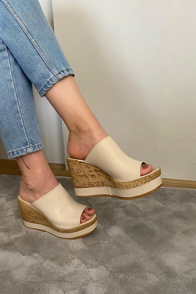 Kadın Morgan Bej Cilt 10 cm Dolgulu Mantar Taban Şerit Sargılı Terlik K-500 - 5