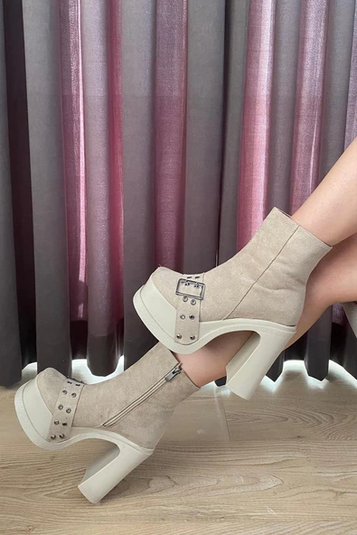 Kadın Sidney Kırem Süet Toka Detaylı 12 cm Platform Topuklu Fermuarlı Bot - 4