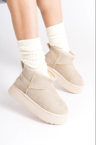 Kadın Palermo Krem Süet İçi Kürklü Kalın Tabanli (4,5 cm ) Mini Kısa Bot
