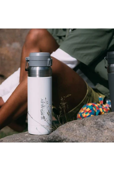 Stanley The Quick Flip Paslanmaz Çelik Buz Beyaz Termos 1.06 Lt - Resim 7