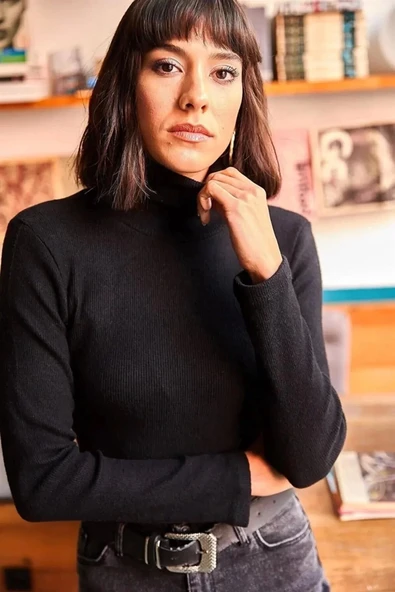 Kadın Kaşkorse Boğazlı Full Likralı Fitilli Body Kazak - Siyah - Resim 2