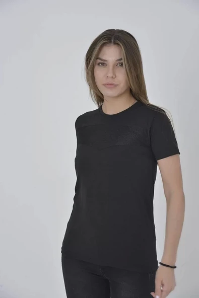 Kadın Gögüs Fileli Slim fit T-shirt - Siyah ürün görseli 1
