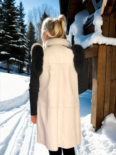 Kadın Kolsuz Hakiki Deri Kürk - Beyaz - Resim 3