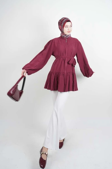 Tesettür Ceket Bel Kuşaklı Alt Fırfır Detaylı Balon Kol Fermuarlı Ceket Bordo - 2
