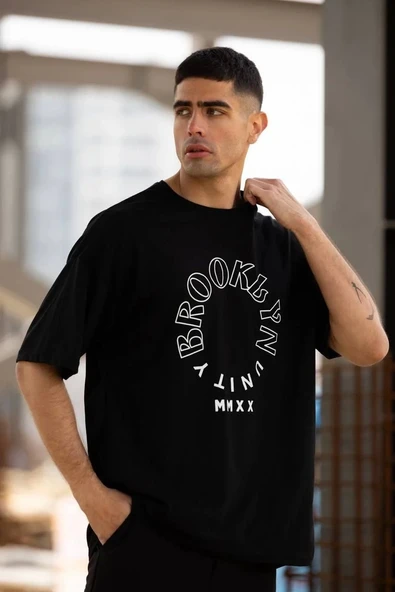 Unisex Bisiklet Yaka Baskılı Oversize T-Shirt - Siyah ürün görseli 1