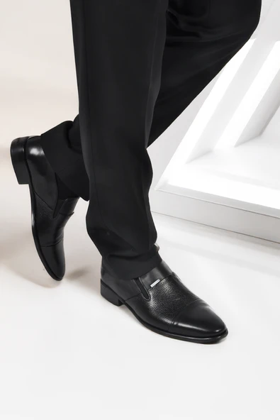 Pierre Cardin Siyah Hakiki Deri Erkek Klasik Ayakkabı ürün görseli