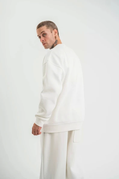 Uzun Kol Bisiklet Yaka Basic SweatShirt - Beyaz - Resim 3