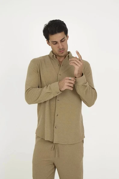 Düğmeli Tam Kalıp Uzun Kol Jakar Gömlek - Kahverengi - Resim 4