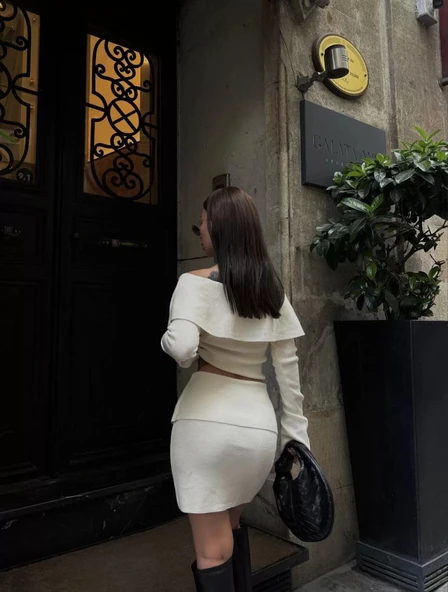 Straplez , Madonna , Carmen Yaka Croplu Mini Etekli ikili Takım Triko - Beyaz - Resim 3