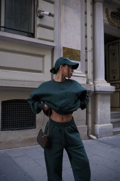 Bisiklet Yaka Nakış İşlemeli Üç İplik Sweat Takım - Yeşil - Resim 3