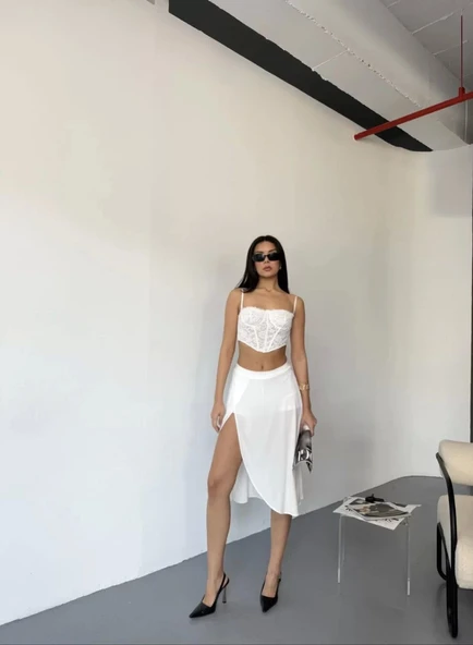 Çepli Şortlu Yırtmaçlı Etek - Beyaz - Resim 5