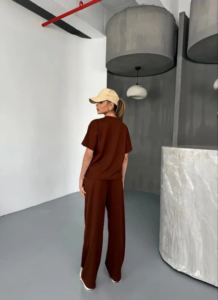 Osy Modal Yumuşak Dokulu Kumaş Kısa Kollu Bluz Rahat Pantalon ikili Takım- Kahverengi - Resim 2