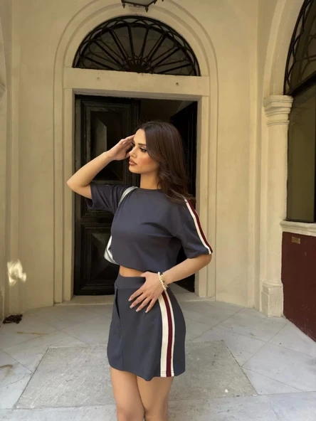 Osy Modal yumuşak dokulu Kumaş Kadın Parçalı Bisiklet Yaka T-shirt Mini Şortlu Etek İkili Takım - Füme - Resim 6