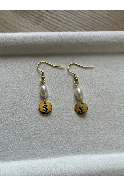 Harfli Gerçek İncili Çelik Küpe El Yapımı ürün görseli 1