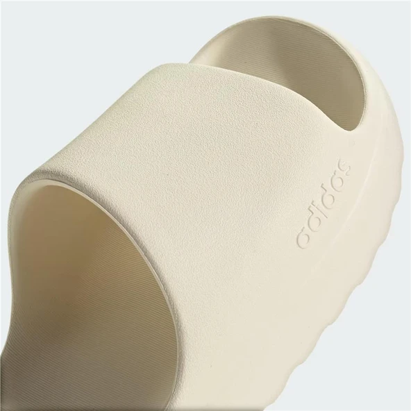 ADILETTE LUMIA - 8