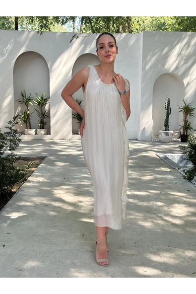 YAZLIK İPEK KUMAŞ SIFIR KOL ELBİSE