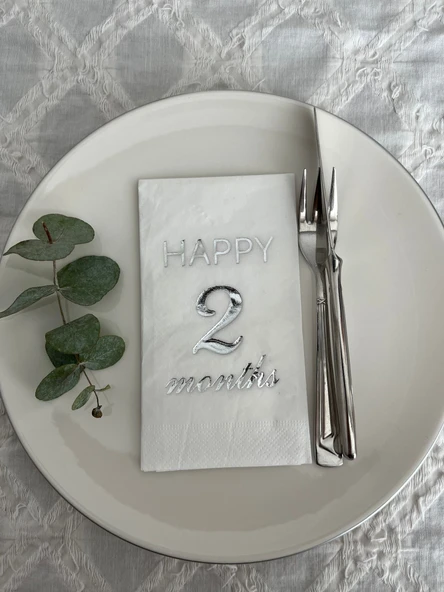 Gümüş Yaldızlı Beyaz Happy 2 Yaş Months Garson Katlama Peçete 16 Adet - 1
