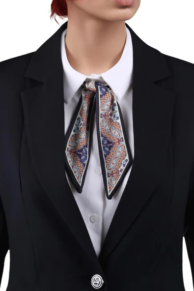 Walkenzo Etnik Desenli Özel Tasarım Çanta Bileklik Saç Çok Amaçlı Kadın Kelebek Fular ürün görseli