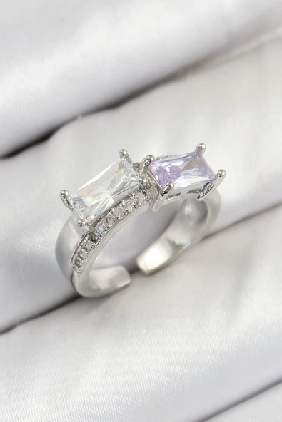 Pirinç Zirkon Taşlı Dikdörtgen Model Gümüş Renk Kadın Yüzük - EBJ250726W36696 ürün görseli