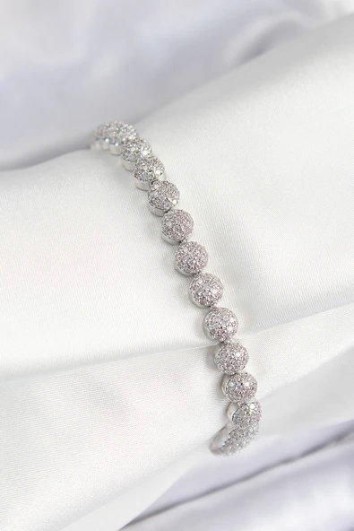 Pirinç Zirkon Taşlı Yarım Topcuk Model Gümüş Renk VIP Seri Kadın Bileklik - EBJ250726W36775 ürün görseli