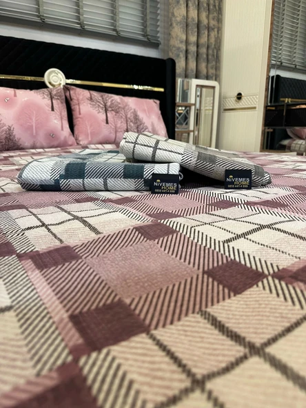 NİVEMESHOME LİLA DESENLİ 160X230 TEK PİKE ÖRTÜSÜ TEK KİŞİLİK