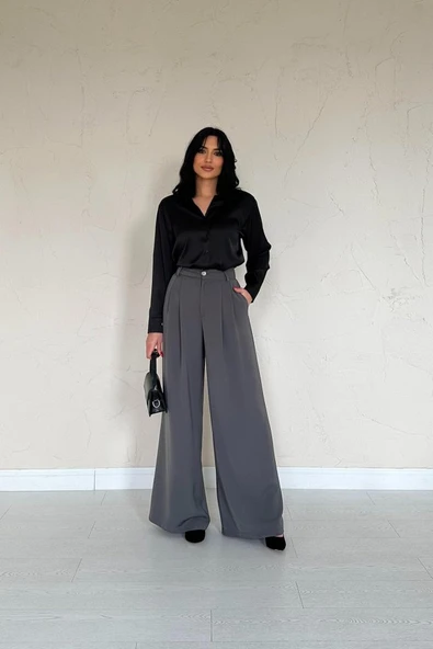 Siyah Saten Gömlek ürün görseli