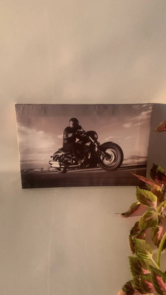 Motosiklet Süren Adam Görseli Natürel Tasarım Ahşap Çerçeve Ev İşyeri Duvar Kanvas Tablo MTR1 - Resim 6