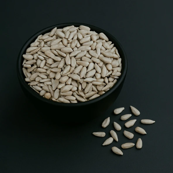 Ayçekirdeği içi çiğ 5 kg ürün görseli